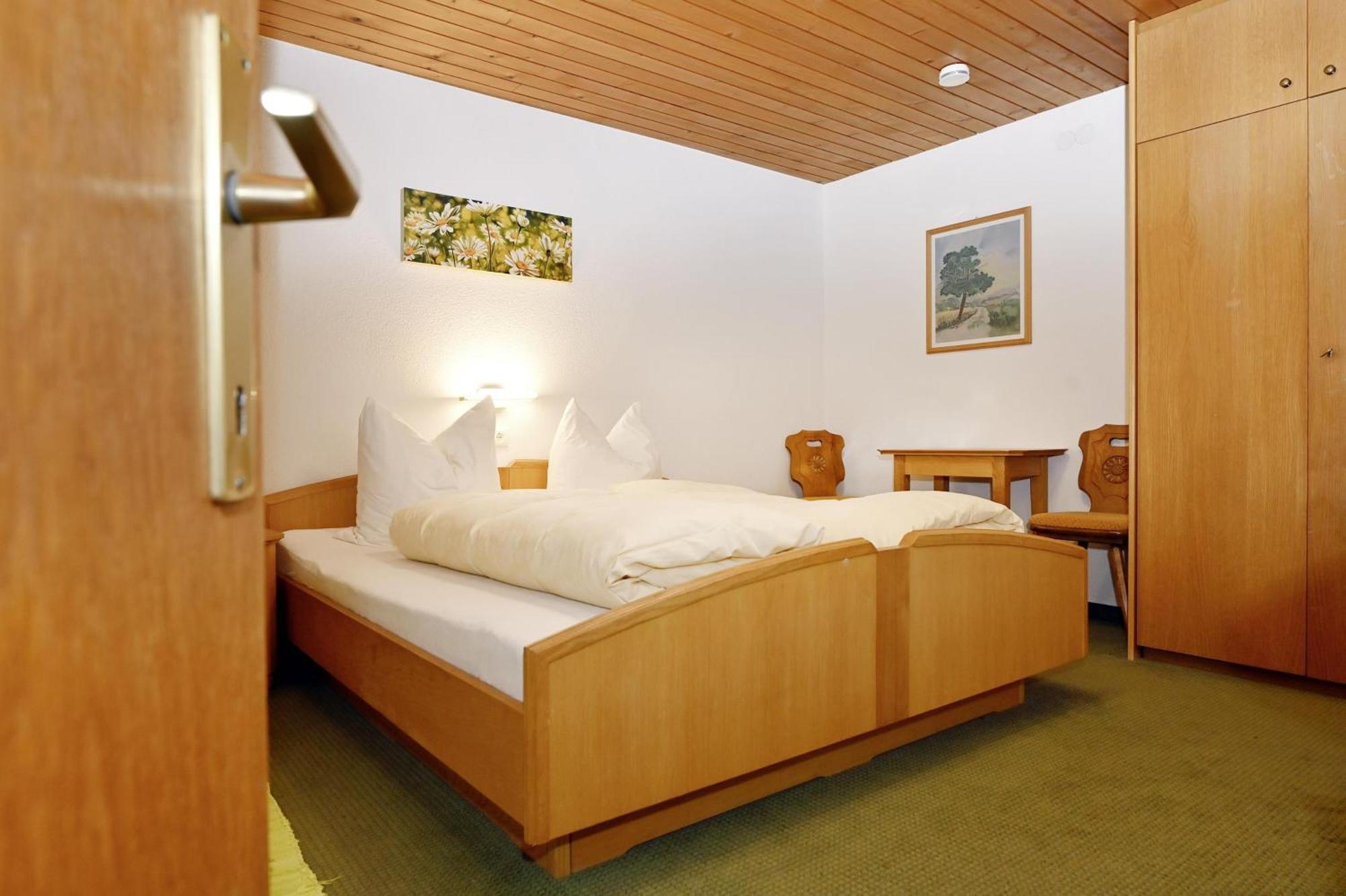Gaestehaus Rundblick Schruns Ngoại thất bức ảnh