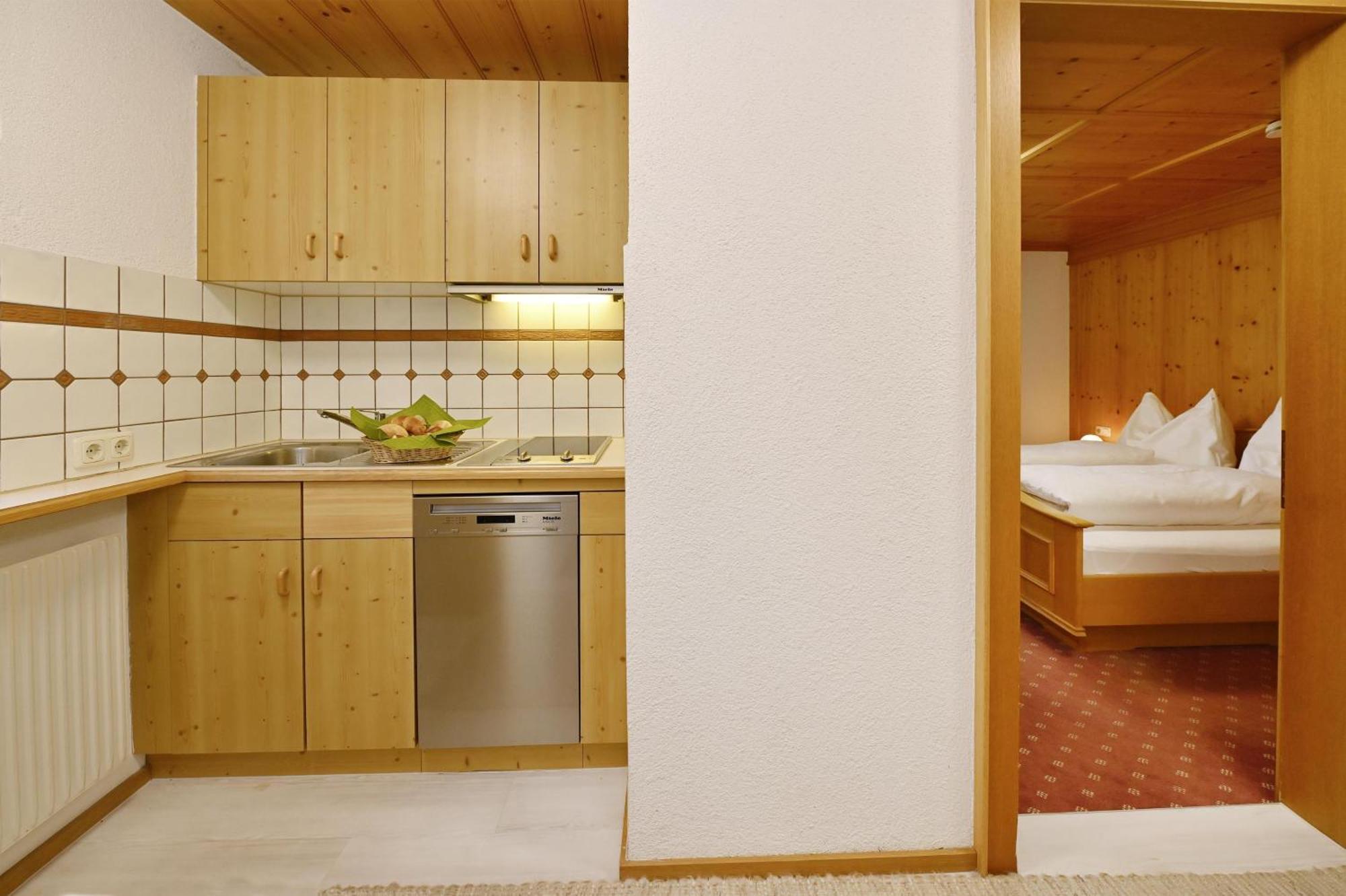 Gaestehaus Rundblick Schruns Ngoại thất bức ảnh